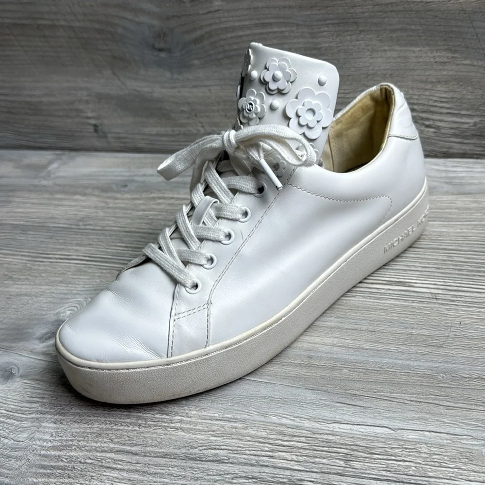 Michael Kors Mindy White Floral accent Women's leather Sneakers size 8.5